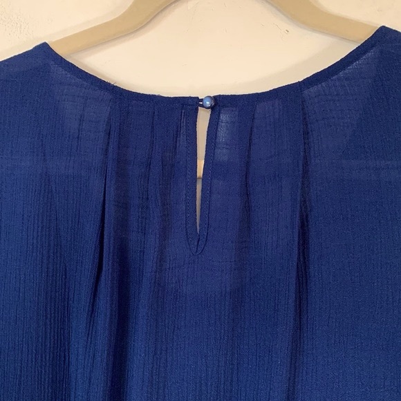 St. John’s Bay NWT Hi-Low Hemline Floral Embroidery Womens Size L Pleated Blouse - Picture 10 of 15